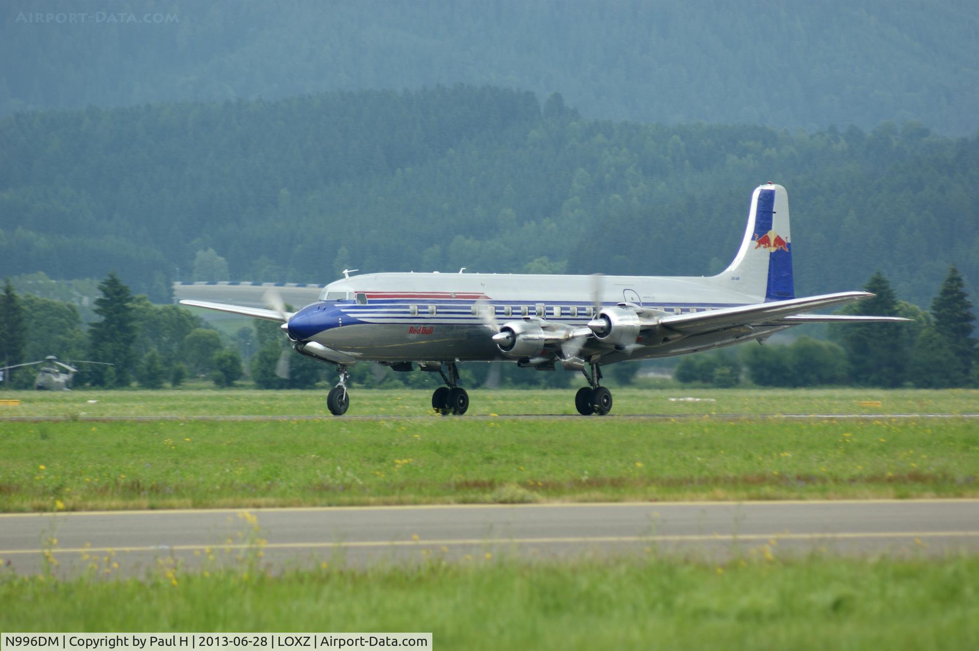 N996DM, 1958 Douglas DC-6B C/N 45563, DC-6 tak off run at LOXZ, Airpower