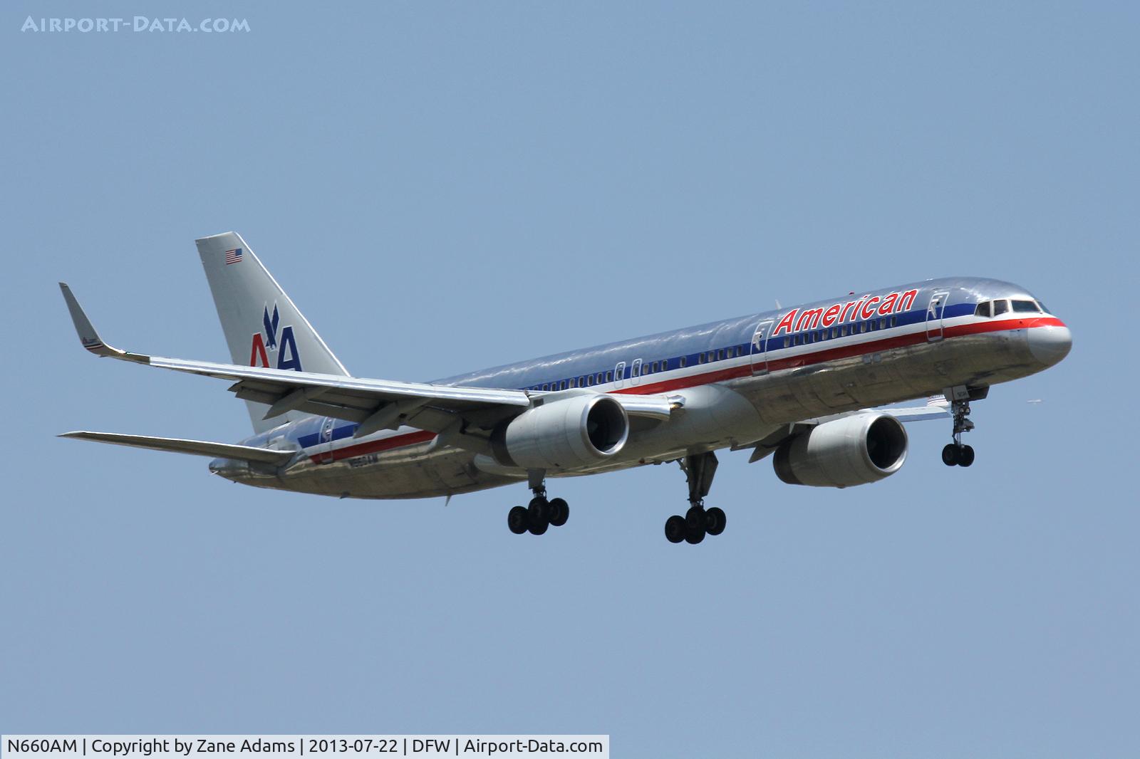 N660AM, 1992 Boeing 757-223 C/N 25294, Landing at DFW Airport