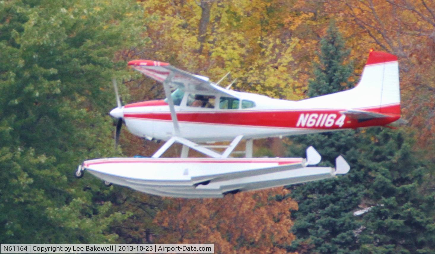 N61164, 1980 Cessna A185F Skywagon 185 C/N 18504117, While operating in and out of Forest Lake, MN