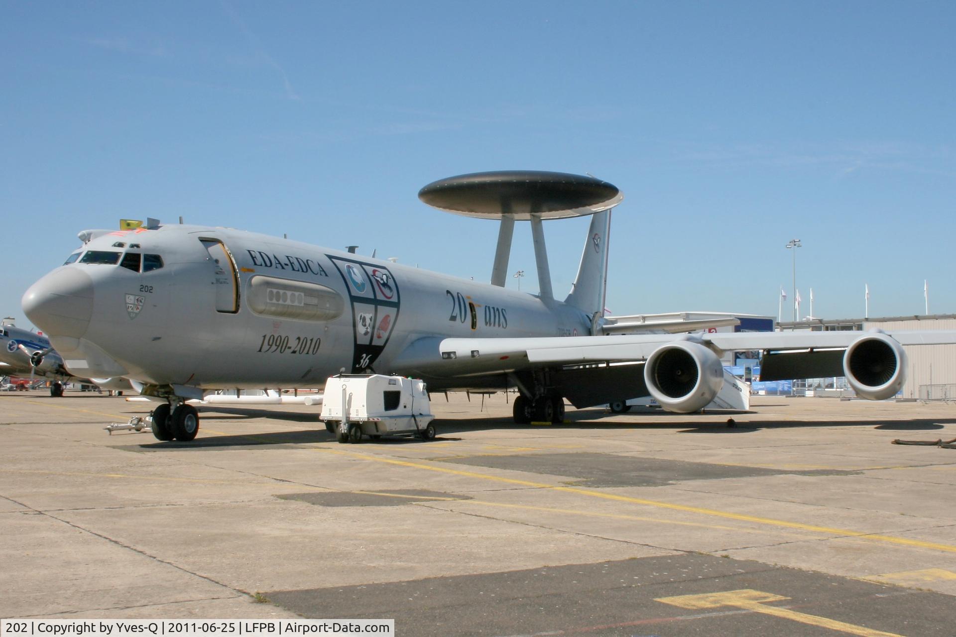 202, 1991 Boeing E-3F (707-300) Sentry C/N 24116, Boing E-3F SDCA, static display, Paris-Le Bourget (LFPB-LBG) Air show 2011