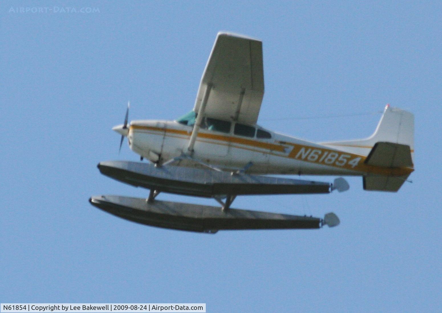 N61854, 1977 Cessna 180K Skywagon C/N 18052805, Photo taken while plane was operating over Forest Lake, MN