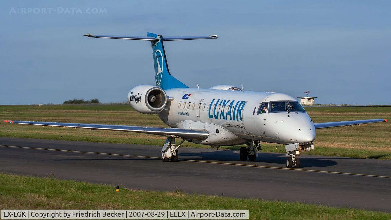 LX-LGK, 2005 Embraer ERJ-135LR (EMB-135LR) C/N 14500886, taxying to the active