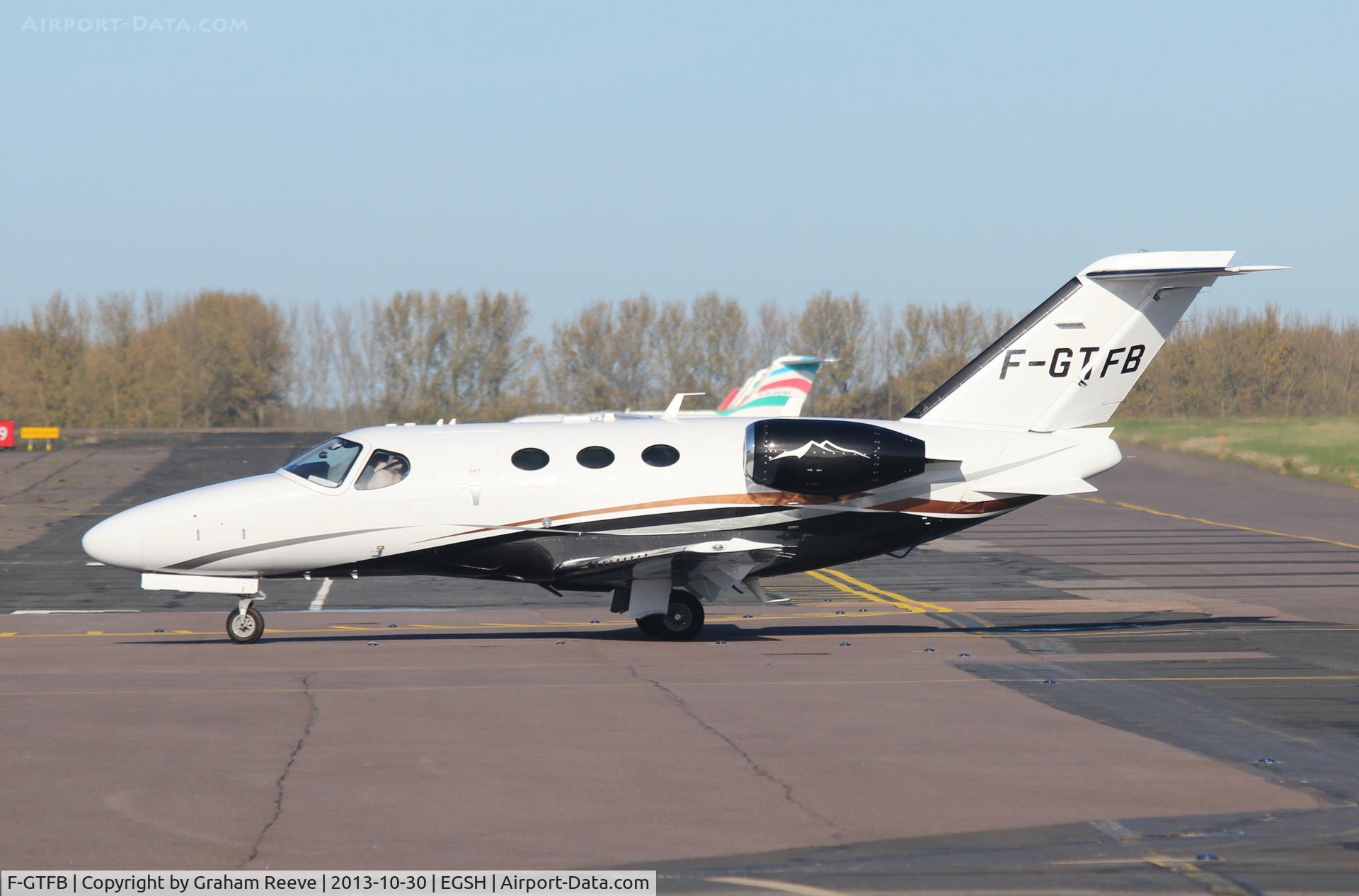 F-GTFB, 2010 Cessna 510 Citation Mustang Citation Mustang C/N 510-0335, Just landed.