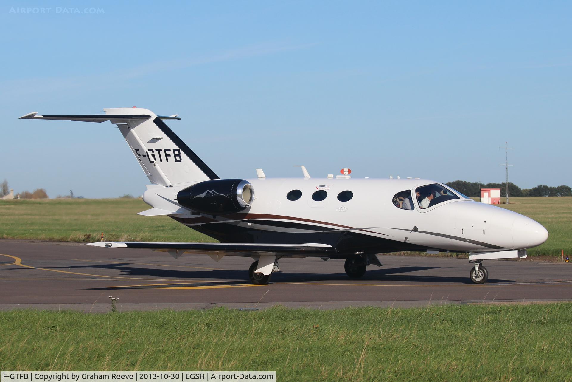F-GTFB, 2010 Cessna 510 Citation Mustang Citation Mustang C/N 510-0335, Departing from Norwich.