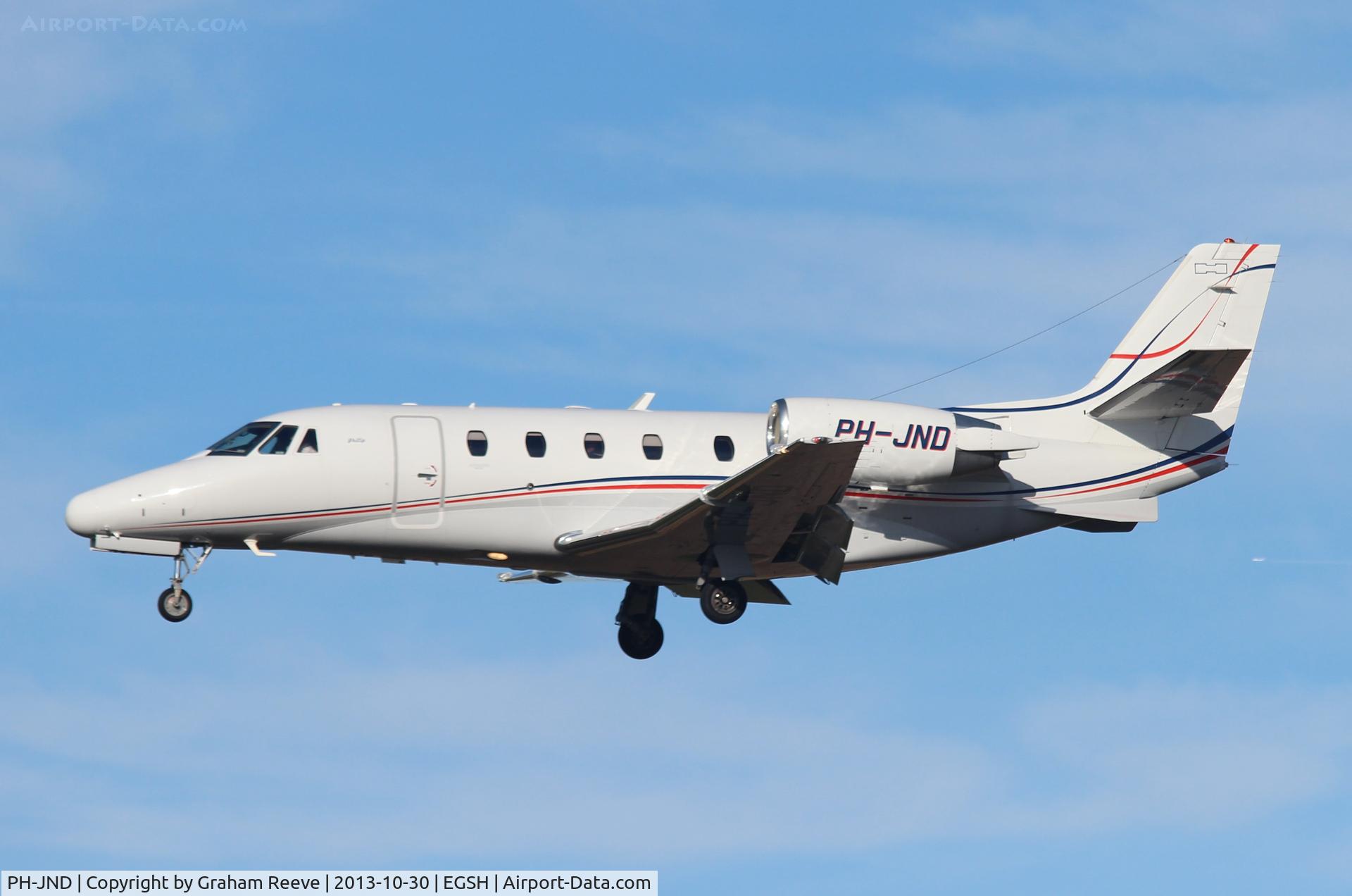PH-JND, 2006 Cessna 560XL Citation C/N 560-5618, About to land.