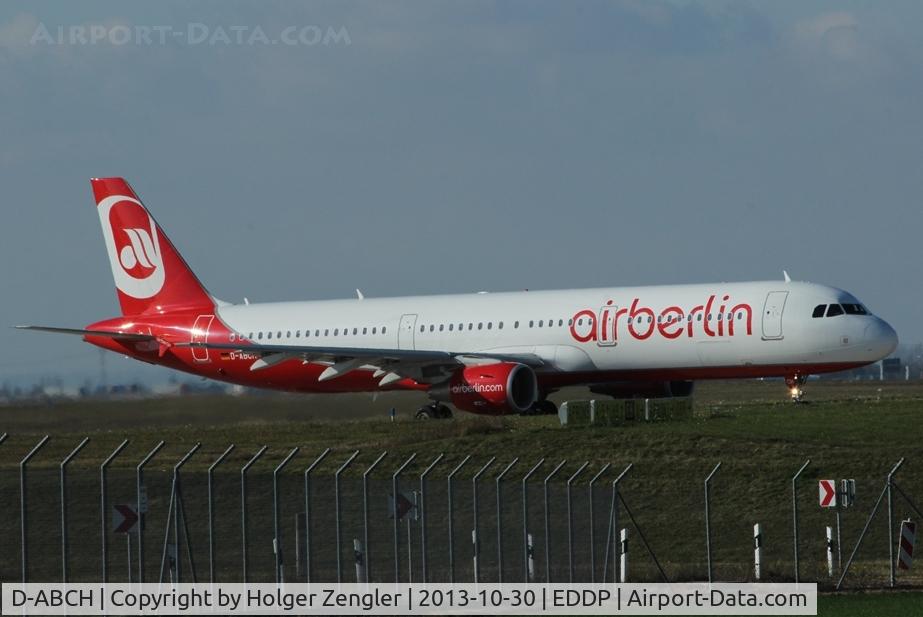 D-ABCH, 2011 Airbus A321-211 C/N 4728, At change from twy November to twy Echo 8......