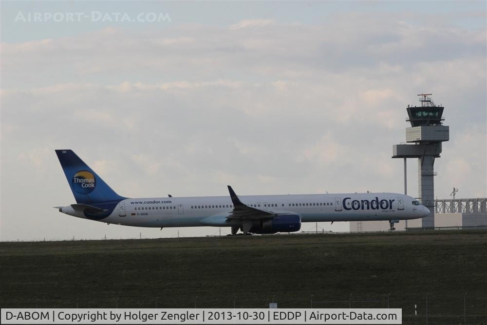 D-ABOM, 2000 Boeing 757-330 C/N 29022, Taxiing via Echo 8 to rwy 26R.....
