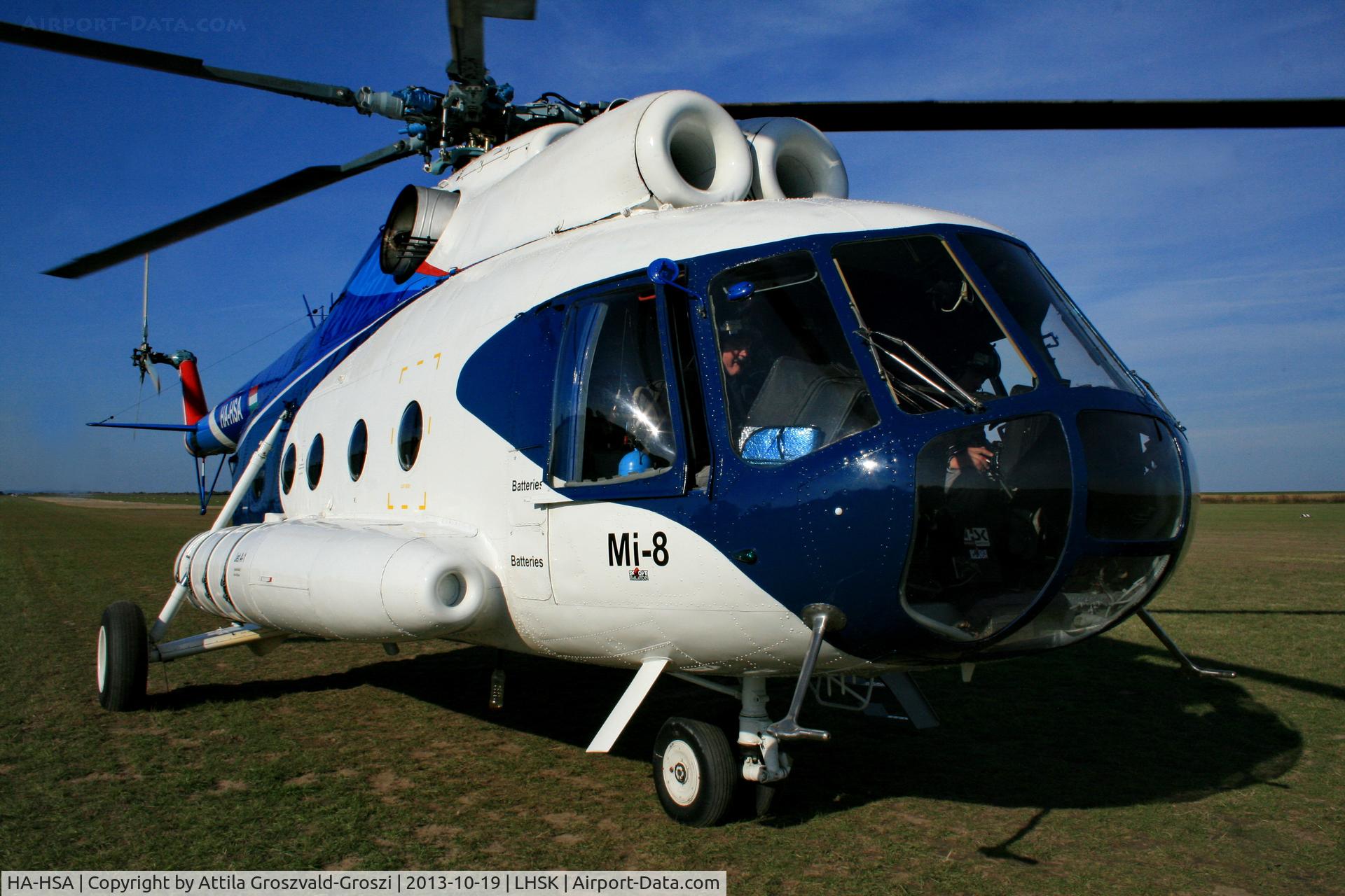 HA-HSA, 1980 Mil Mi-8T C/N 7970, Siófok-Kiliti Airport