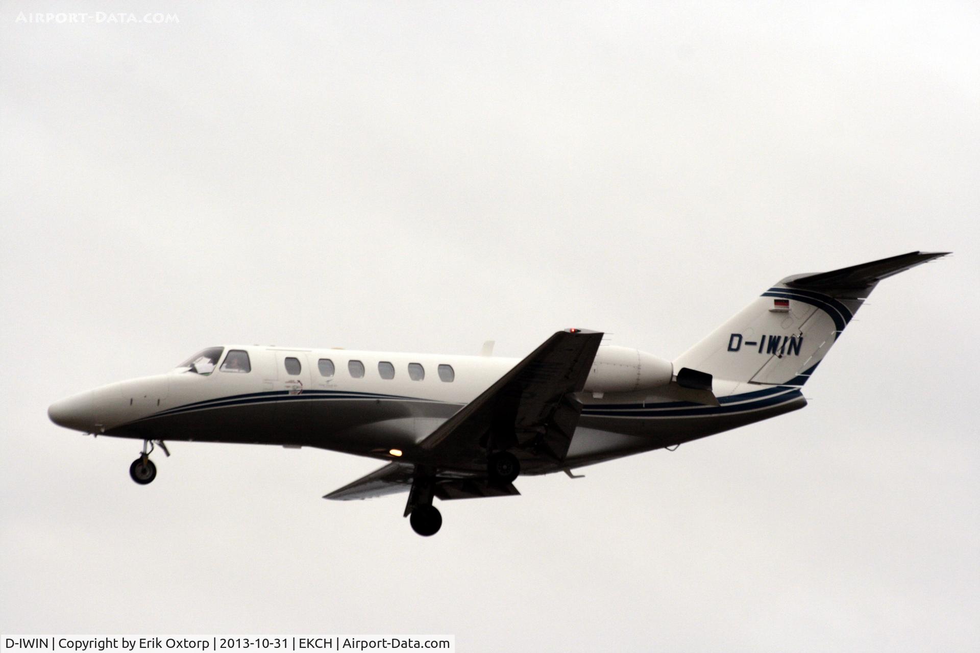 D-IWIN, Cessna 525A CitationJet CJ2 C/N 525A-0231, D-IWIN about to land on rw 22L