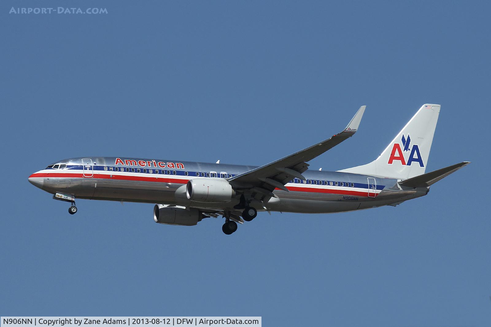 N906NN, 2012 Boeing 737-823 C/N 31155, Landing at DFW Airport