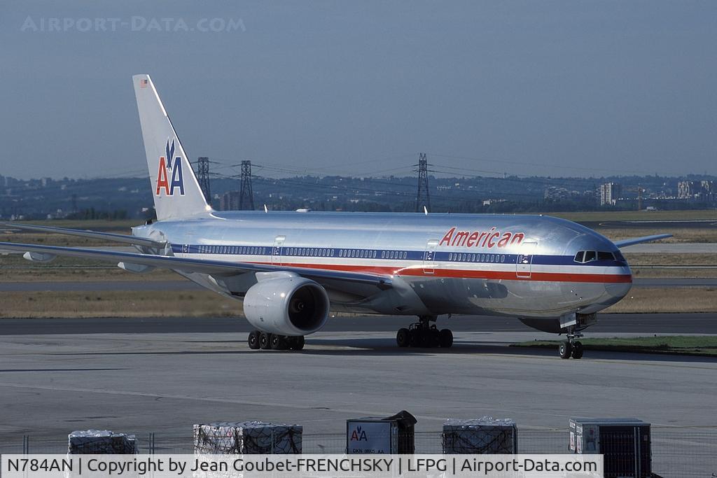 N784AN, 2000 Boeing 777-223 C/N 29588, American Airlines