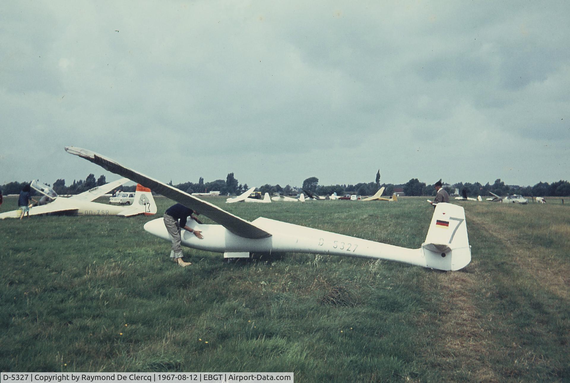 D-5327, Glasflugel H-301 Libelle C/N Not found D-5327, Glider Championship Gent on 12-8-67