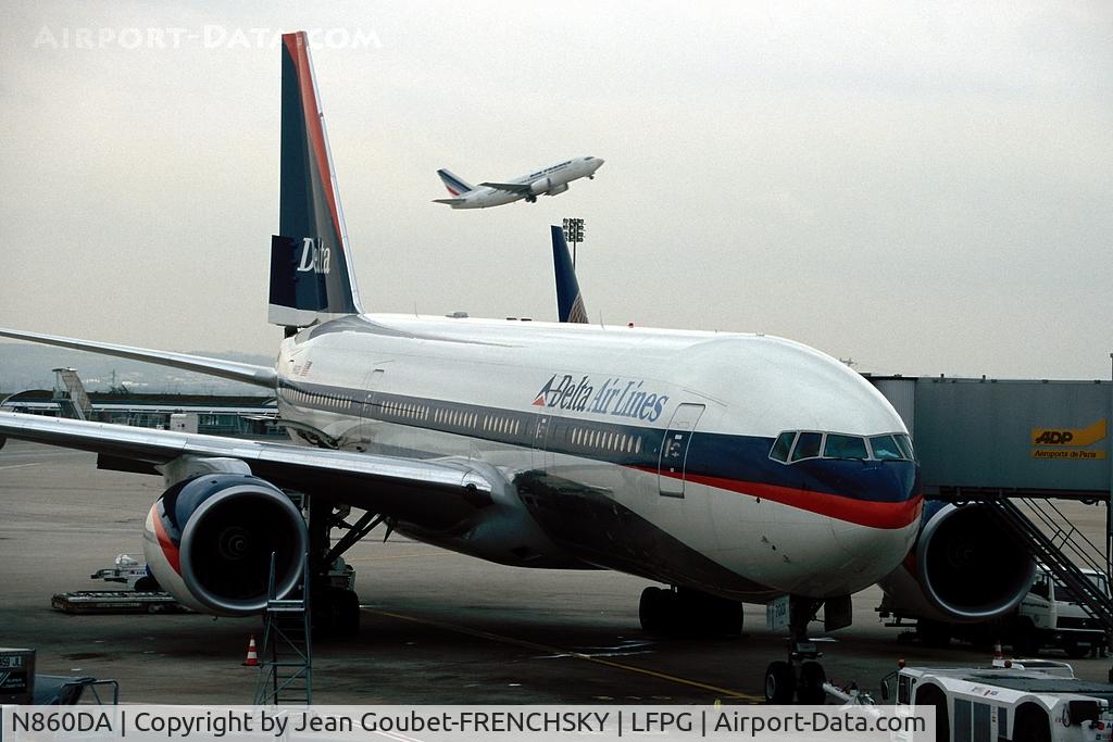 N860DA, 1999 Boeing 777-232 C/N 29951, DELTA 