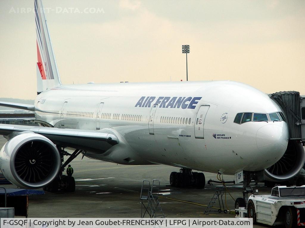 F-GSQF, 2004 Boeing 777-328/ER C/N 32849, Air France to Montréal