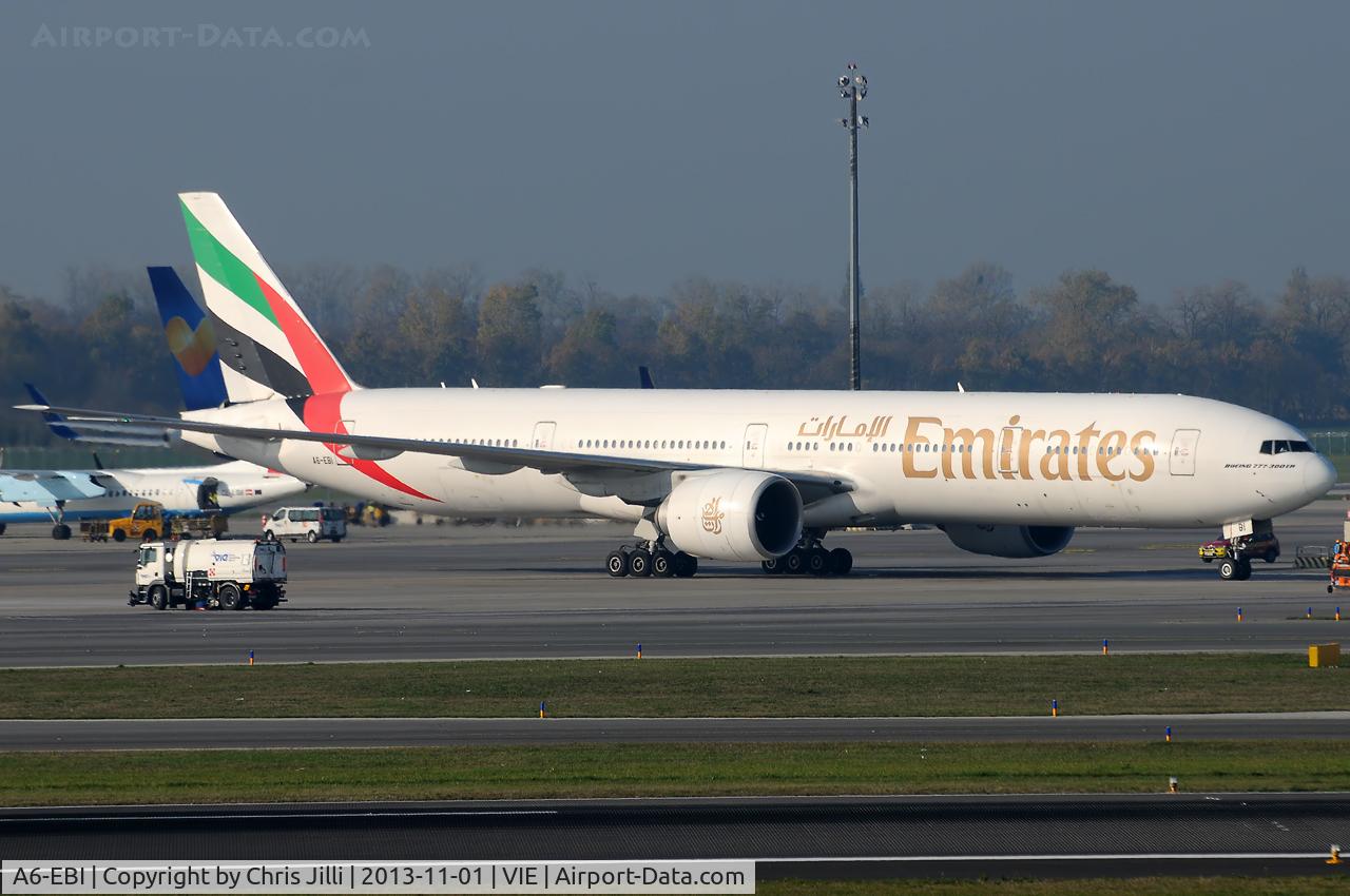 A6-EBI, 2005 Boeing 777-36N/ER C/N 32785, Emirates