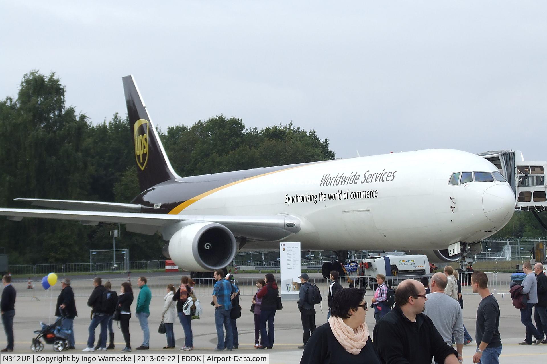 N312UP, 1996 Boeing 767-34AF C/N 27763, Boeing 767-34AF Freighter of UPS at the DLR 2013 air and space day on the side of Cologne airport
