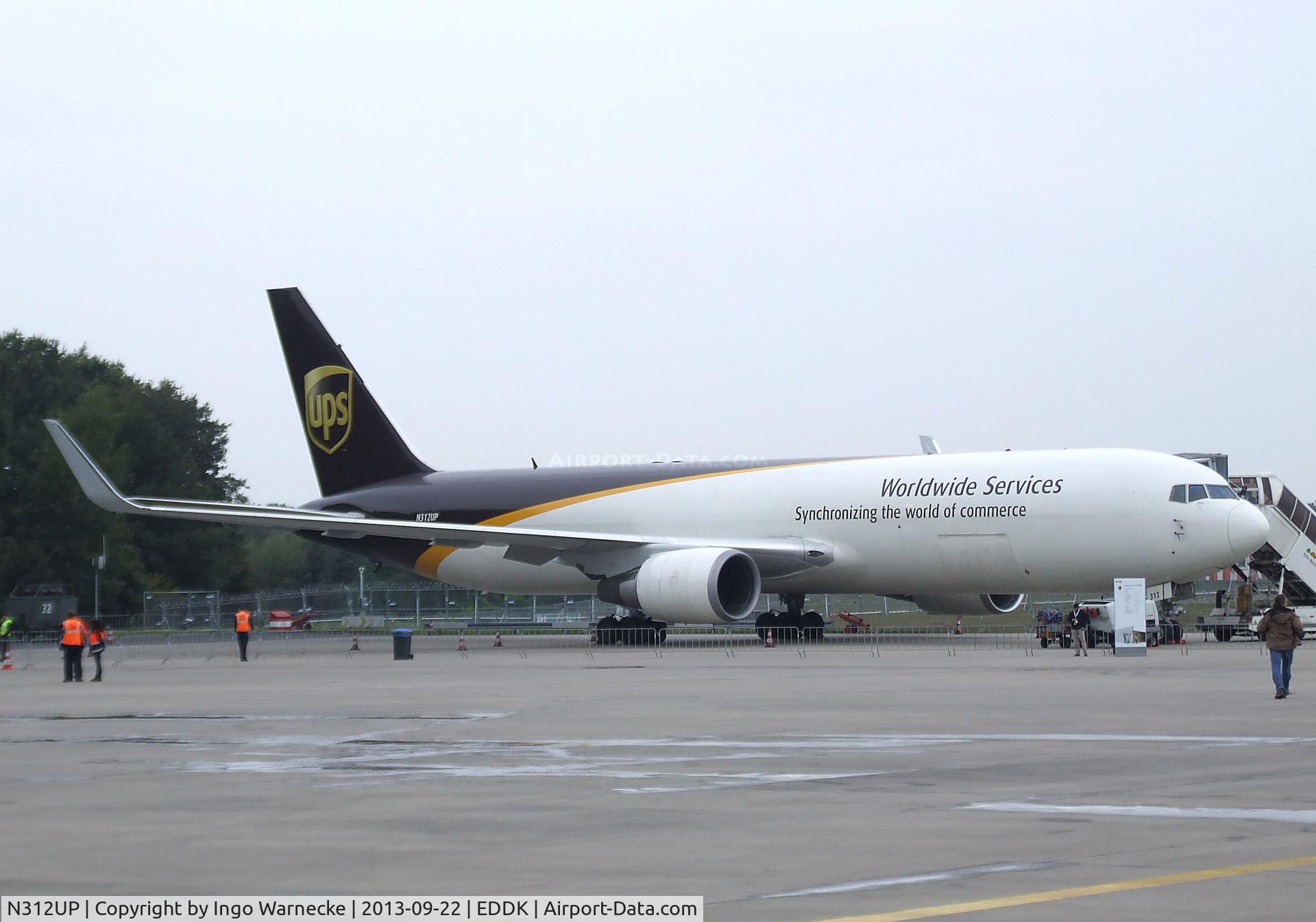 N312UP, 1996 Boeing 767-34AF C/N 27763, Boeing 767-34AF Freighter of UPS at the DLR 2013 air and space day on the side of Cologne airport