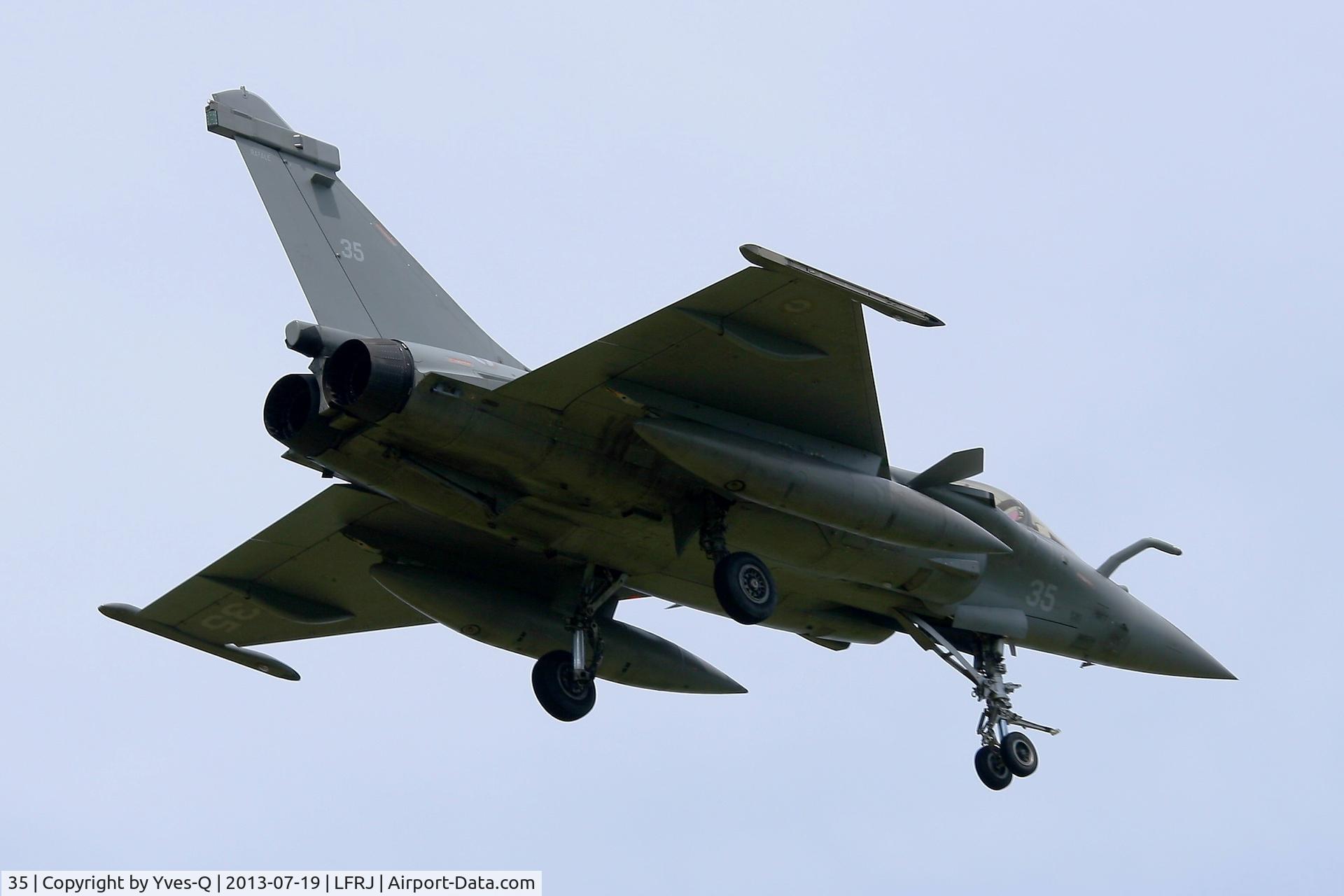 35, 2012 Dassault Rafale M C/N 35, French Naval Aviation Dassault Rafale M in Short Approach Rwy 08, Landivisiau Naval Air Base (LFRJ)