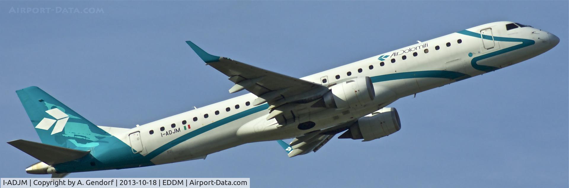 I-ADJM, 2009 Embraer 195LR (ERJ-190-200LR) C/N 19000258, Air Dolomiti, is leaving München(EDDM), after take off on RWY 08R