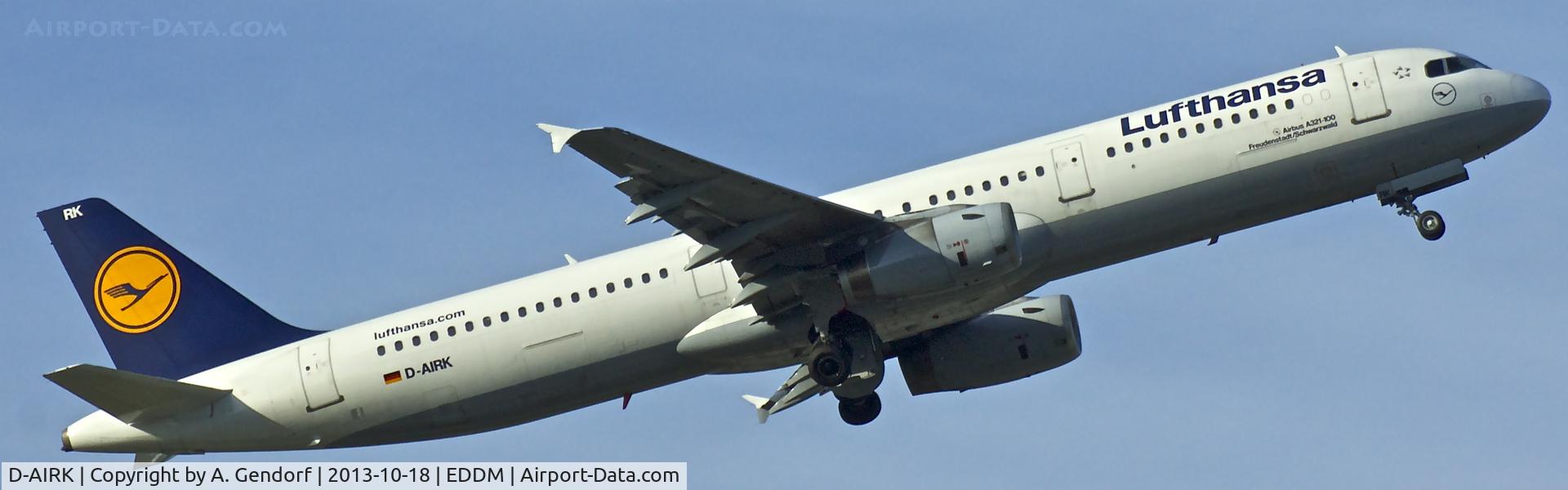 D-AIRK, 1994 Airbus A321-131 C/N 0502, Lufthansa, seen here climbing out München(EDDM), bound for Neapel(LIRN)