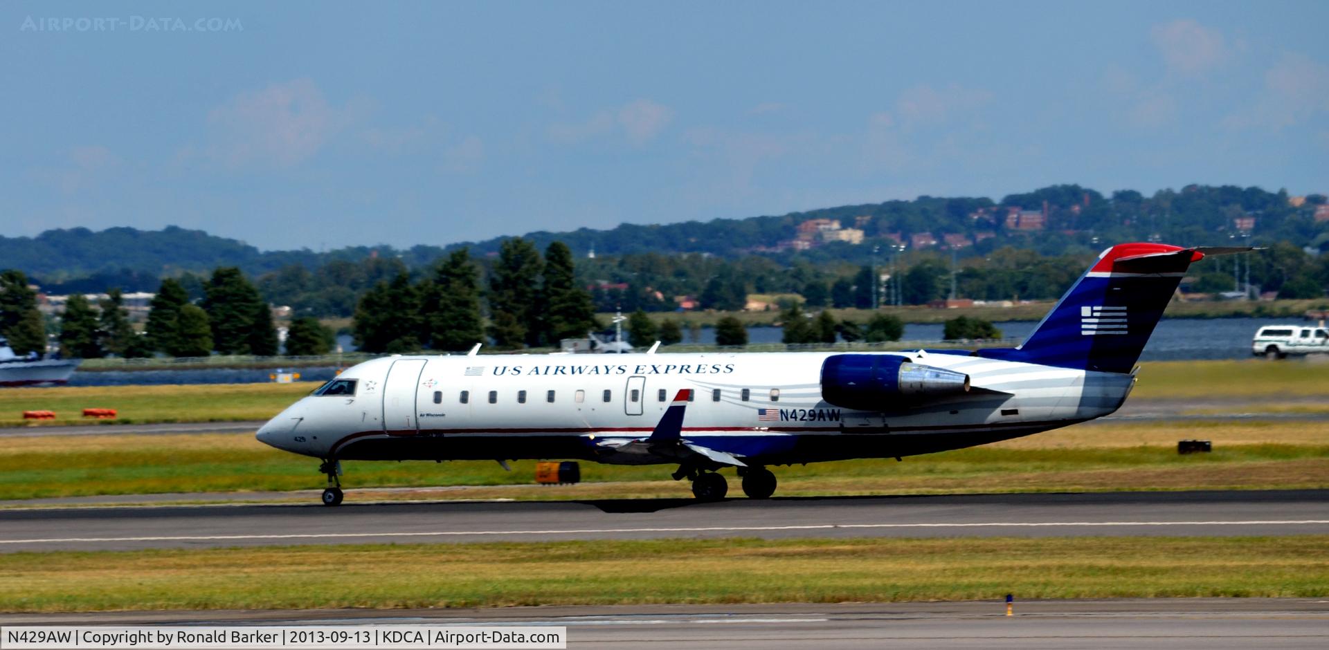 N429AW, 2002 Bombardier CRJ-200LR (CL-600-2B19) C/N 7711, Takeoff roll  National