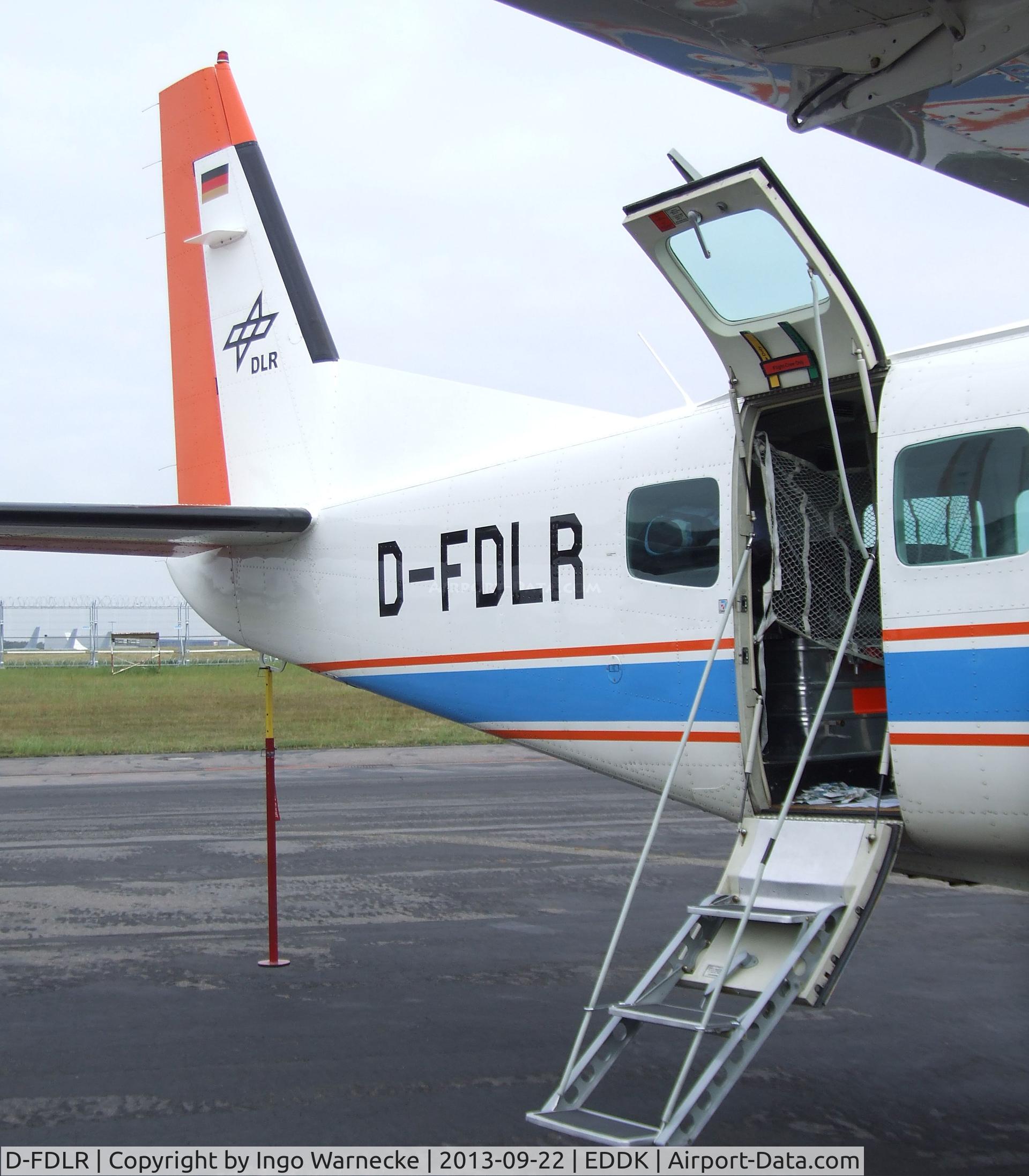 D-FDLR, 1998 Cessna 208B Grand Caravan C/N 208B-0708, Cessna 208B Grand Caravan of the DLR at the DLR 2013 air and space day on the side of Cologne airport