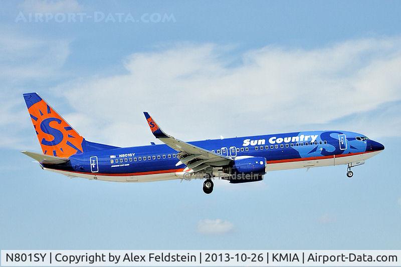 N801SY, 2001 Boeing 737-8Q8 C/N 30332, Miami International
