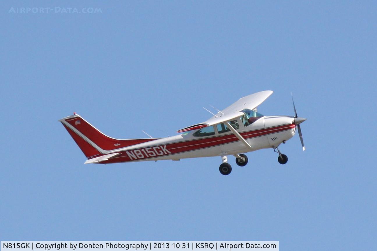 N815GK, 1973 Cessna 182P Skylane C/N 18262599, Cessna Skylane (N815GK) departs Sarasota-Bradenton Interantional Airport