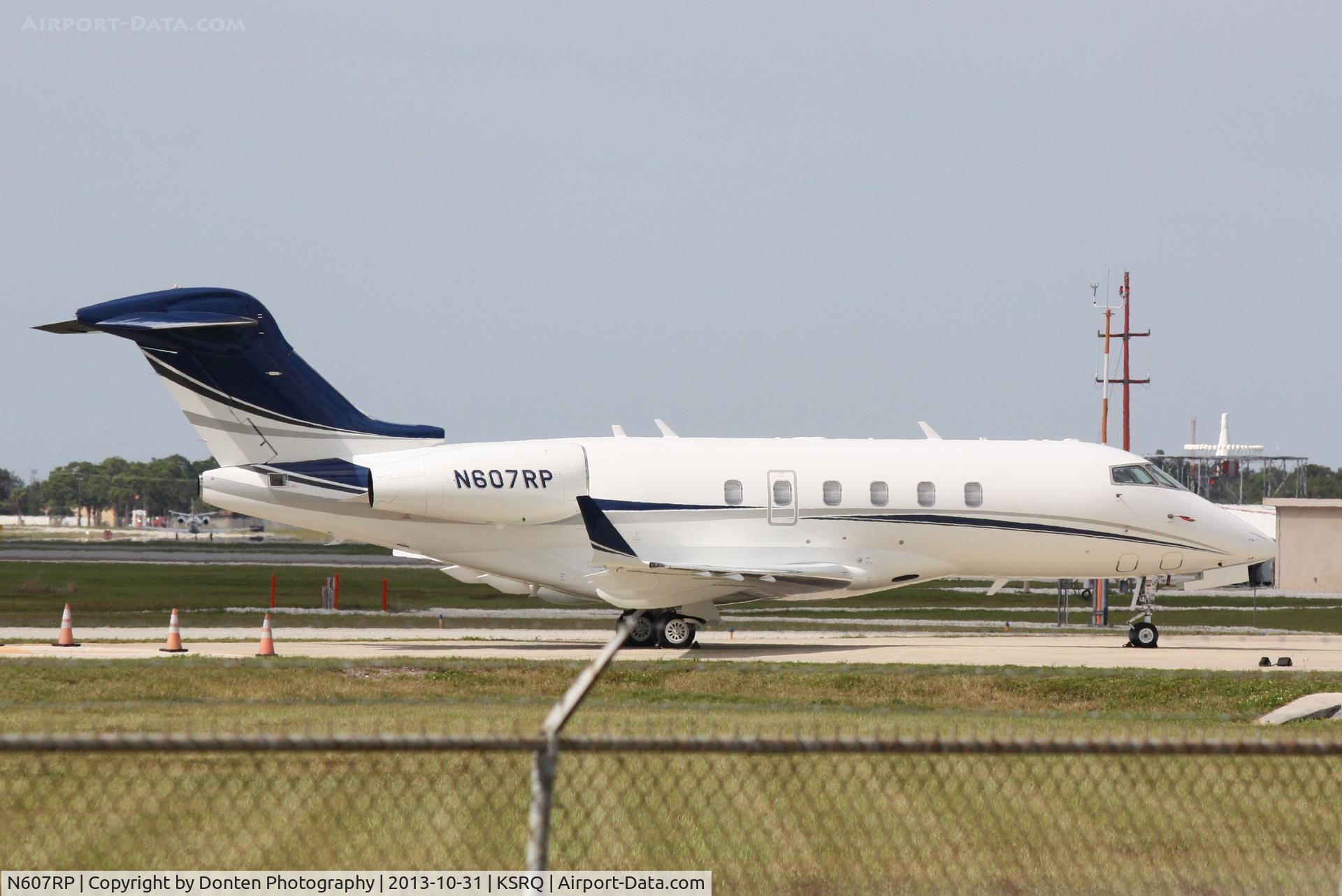 N607RP, 1995 Canadair Challenger 601-3R (CL-600-2B16) C/N 5184, Bombardier Challenger 300 (N607RP) sits on the ramp at Rectrix