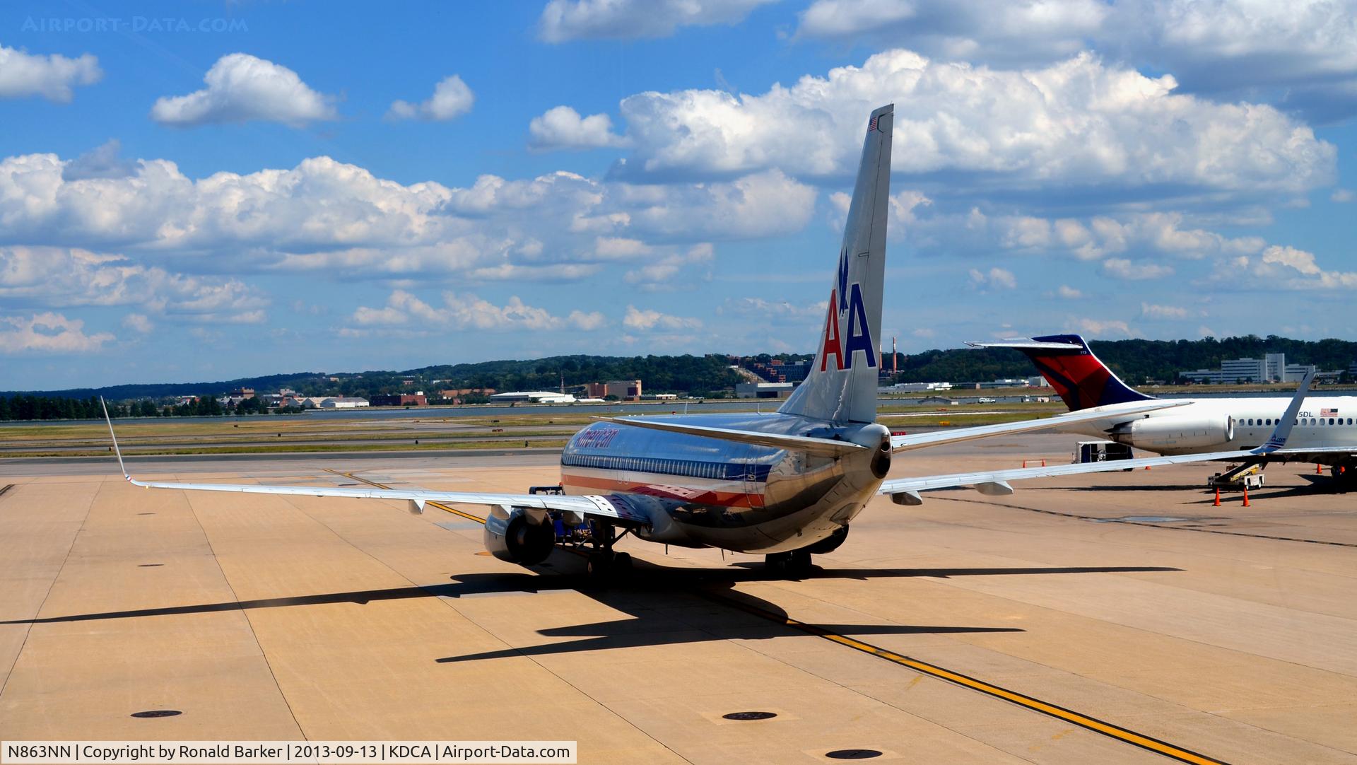 N863NN, 2010 Boeing 737-823 C/N 30903, Taxi National