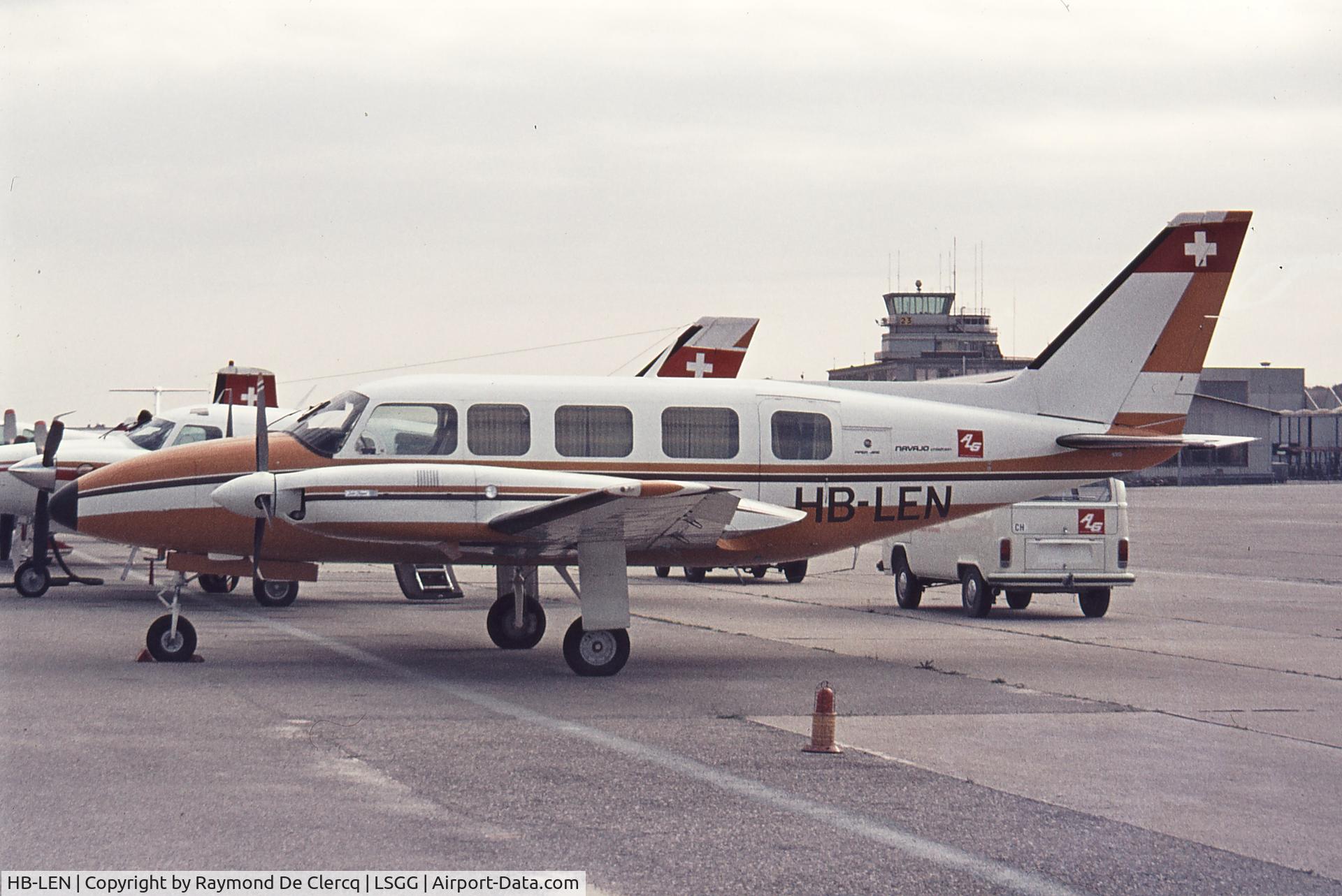 HB-LEN, 1974 Piper PA-31-350 Chieftain C/N 31-7405207, Geneva, summer 1974