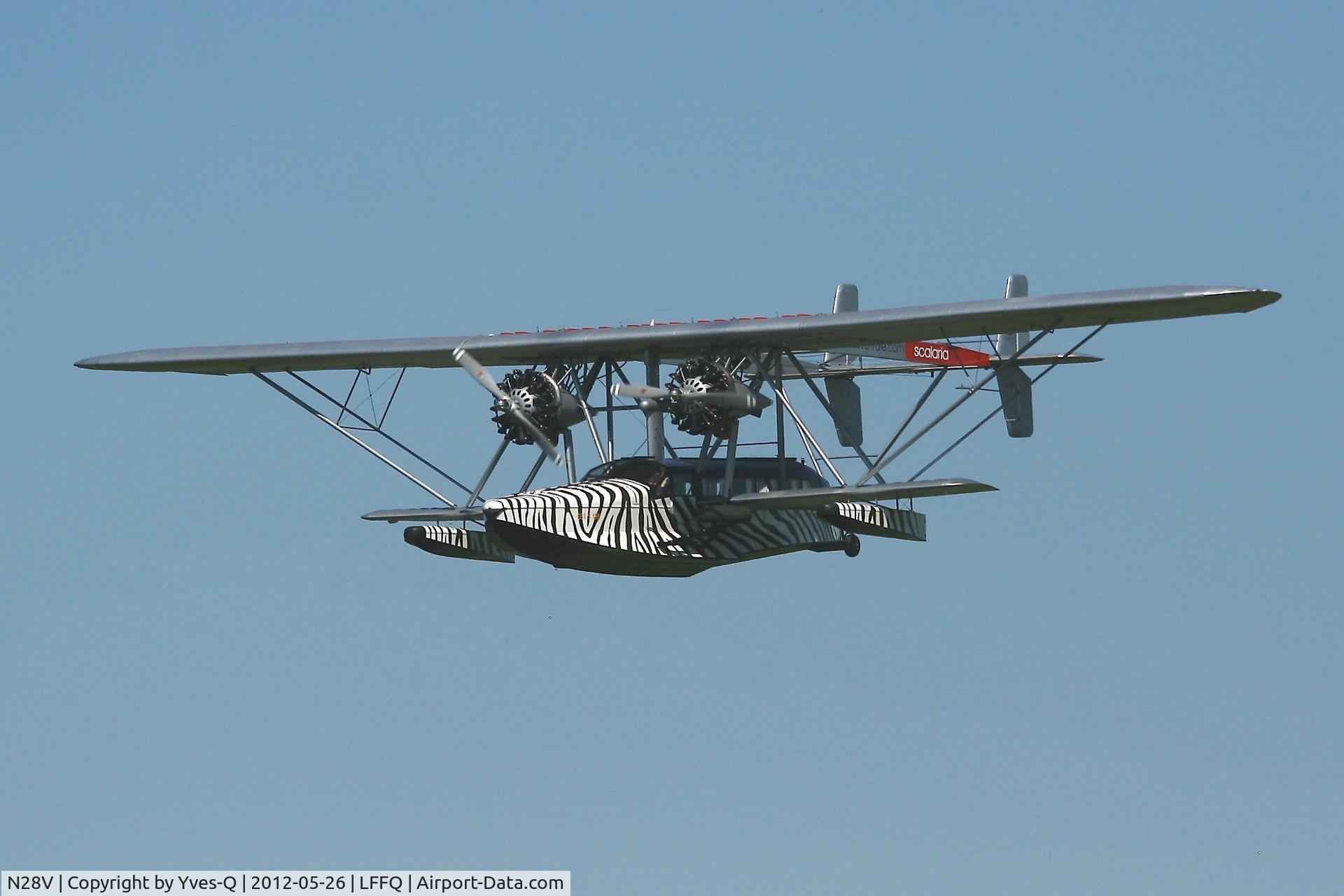 N28V, 2001 Sikorsky S-38B (Replica) C/N B414-20, Funny bird : Sikorsky S-38B, La Ferté-Alais Airfield (LFFQ) Air Show (Le Temps Des Hélices) in may 2012