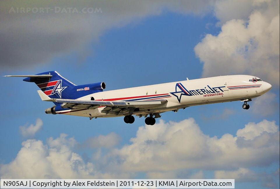 N905AJ, 1980 Boeing 727-231 C/N 21989, Landing in Miami International