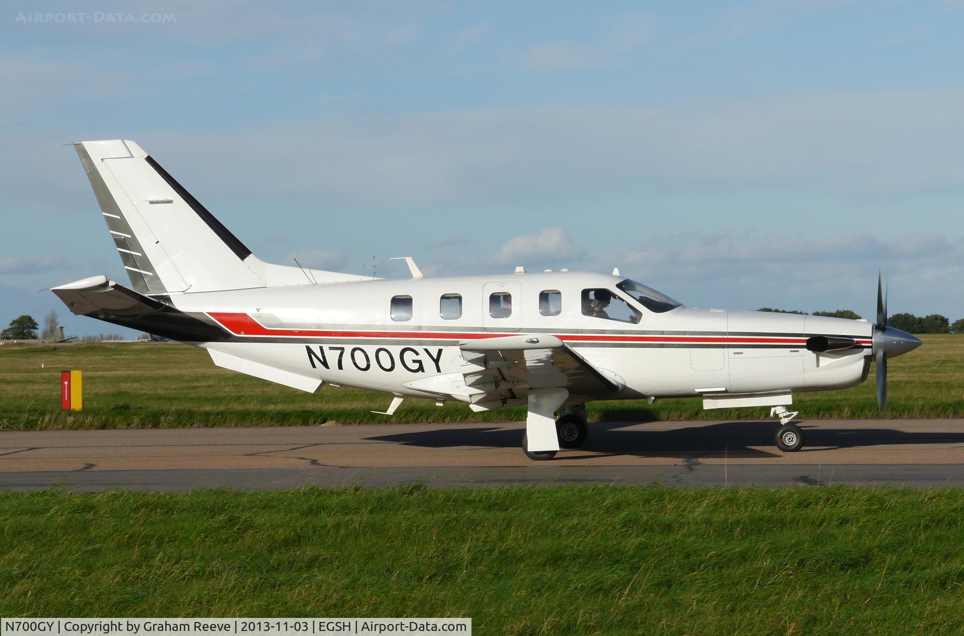 N700GY, 2004 Socata TBM-700 C/N 302, Departing from Norwich.