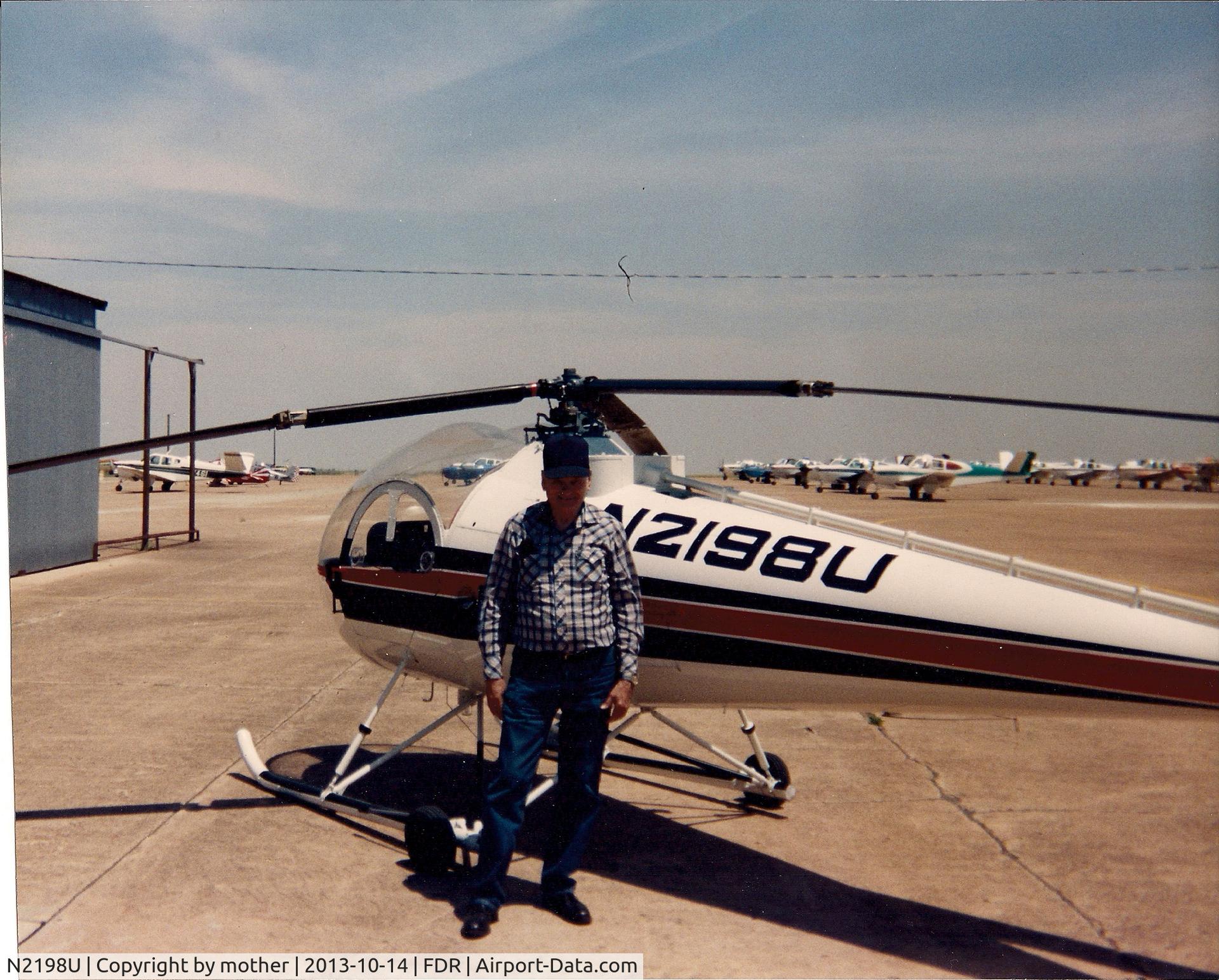 N2198U, 1964 Brantly B-2B C/N 409, Dad, rebuilt it