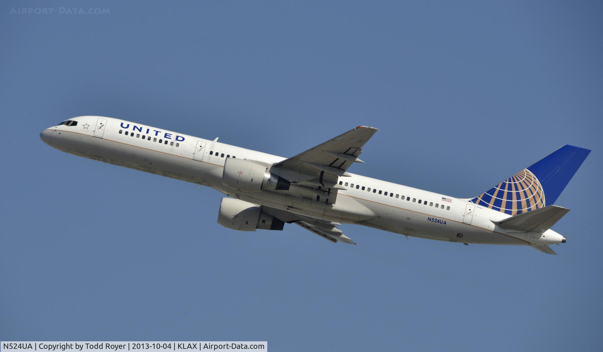 N524UA, 1990 Boeing 757-222 C/N 24977, Departing LAX