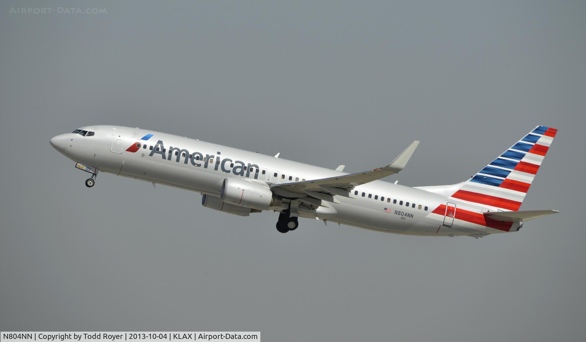 N804NN, 2009 Boeing 737-823 C/N 29567, Departing LAX