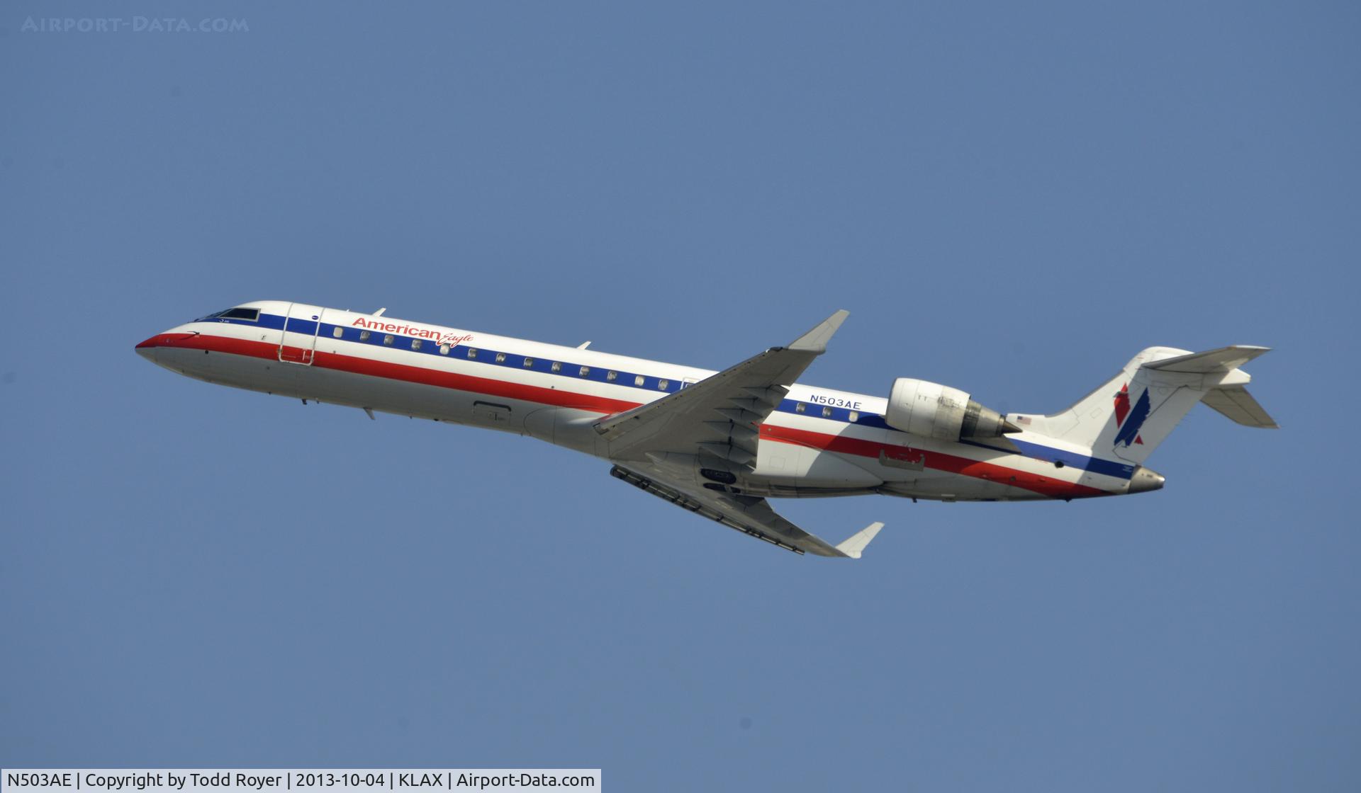 N503AE, 2002 Bombardier CRJ-701ER (CL-600-2C10) Regional Jet C/N 10021, Departing LAX