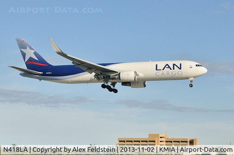 N418LA, 2005 Boeing 767-316F C/N 34246, Miami International