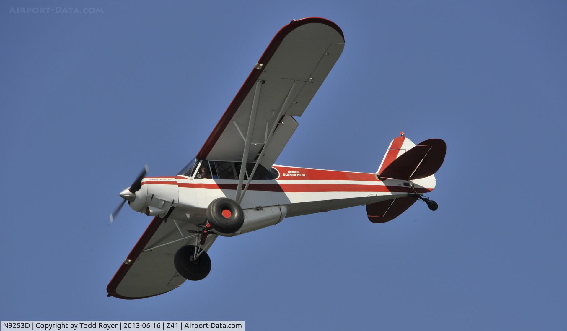 N9253D, 1958 Piper PA-18-150 Super Cub C/N 18-6546, Landing at Lake Hood Strip