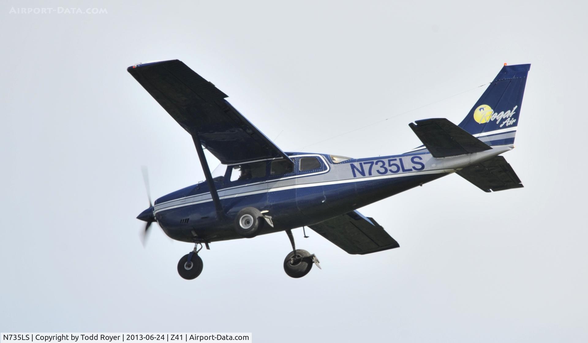 N735LS, 1979 Cessna U206G Stationair C/N U20604937, Landing at Lake Hood Strip