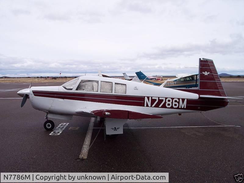 N7786M, 1974 Mooney M20F Executive C/N 22-0034, Another nice Mooney