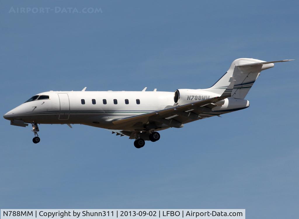 N788MM, 2006 Bombardier Challenger 300 (BD-100-1A10) C/N 20105, Landing rwy 32L