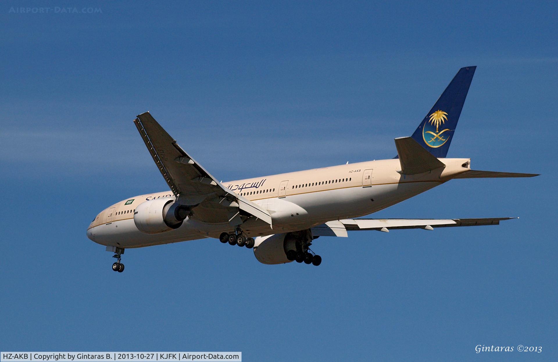 HZ-AKB, 1997 Boeing 777-268/ER C/N 28345, Going to a landing on 31R @ JFK