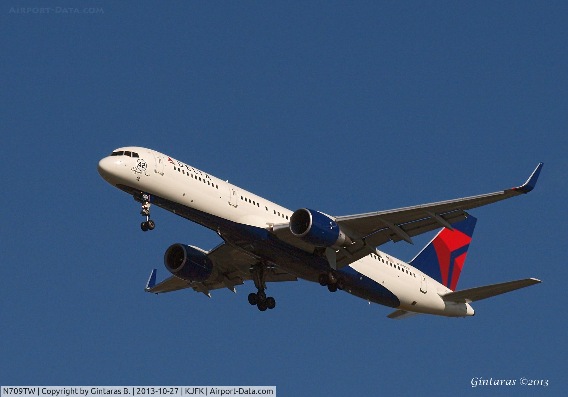 N709TW, 1997 Boeing 757-2Q8 C/N 28168, 