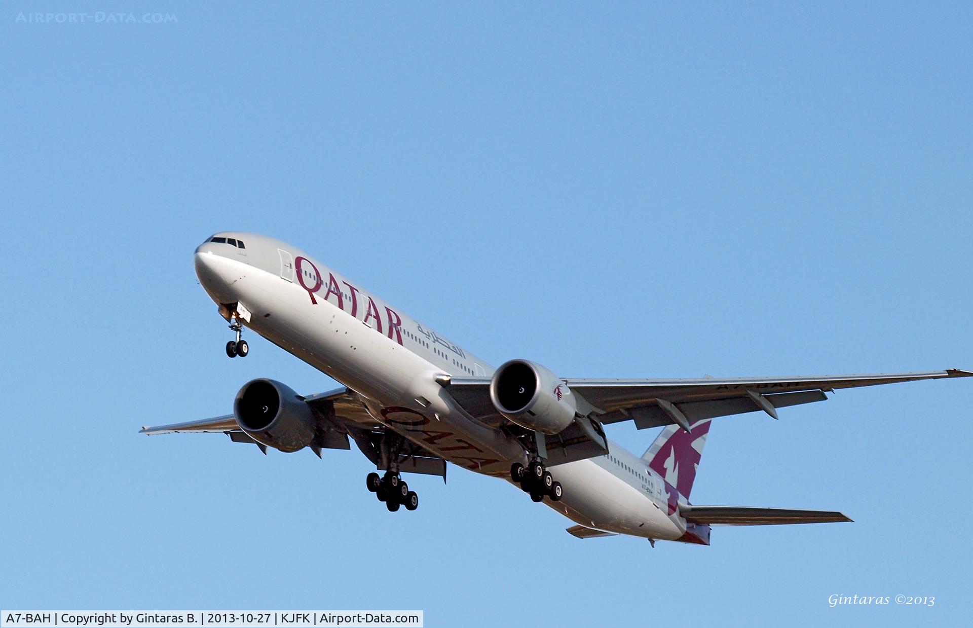 A7-BAH, 2010 Boeing 777-3DZ/ER C/N 37762, Going to a landing on 31R @ JFK