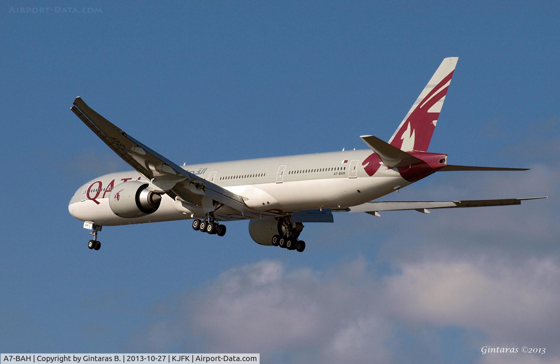 A7-BAH, 2010 Boeing 777-3DZ/ER C/N 37762, Going to a landing on 31R @ JFK