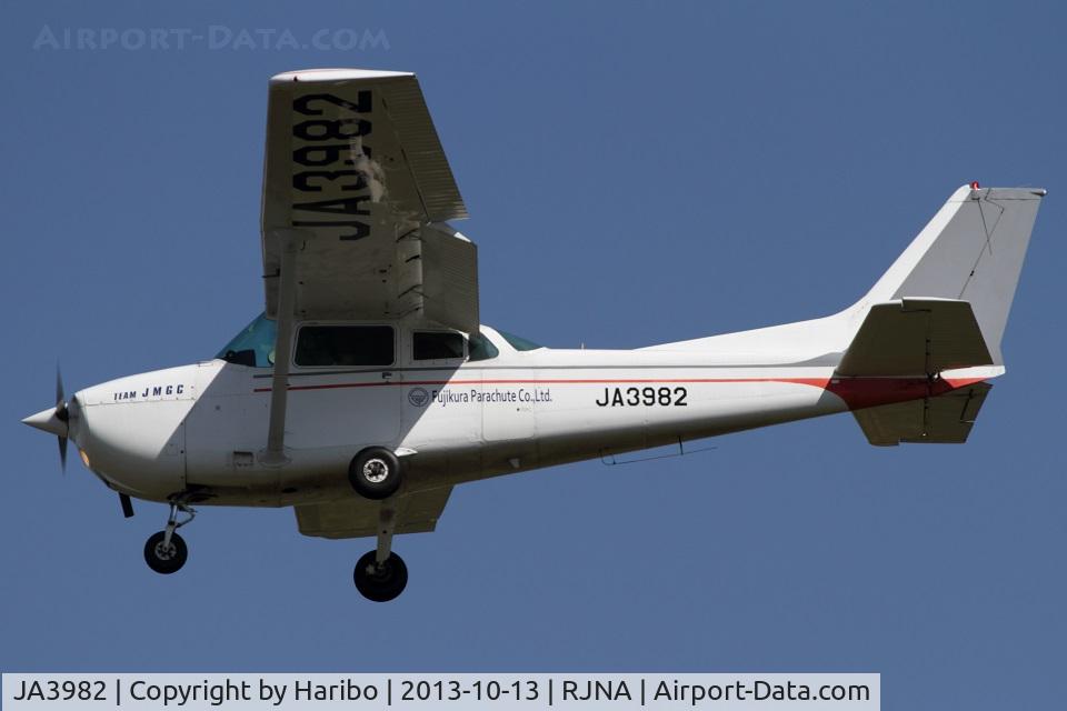 JA3982, Cessna 172P C/N 17274247, Built in 1981.