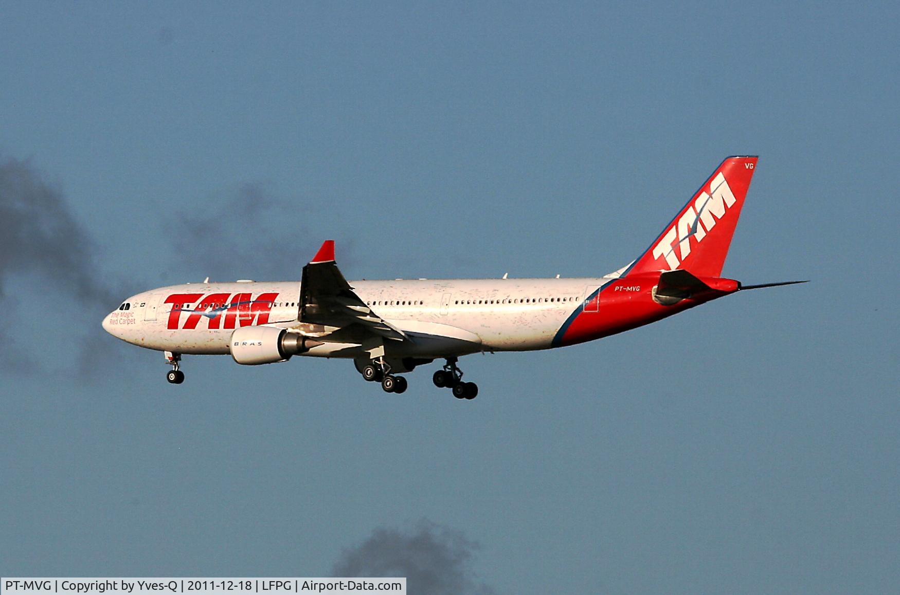 PT-MVG, 2002 Airbus A330-203 C/N 472, Airbus A330-203 (PT-MVG), Short approach rwy 27R, Paris Charles De Gaulle Airport (LFPG-CDG)