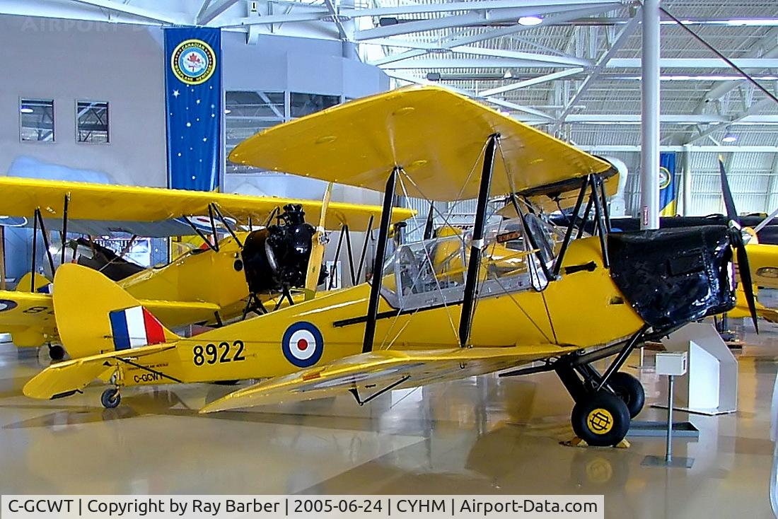 C-GCWT, 1942 De Havilland Canada DH-82C Tiger Moth C/N DHC1724, De Havilland DH.82C Tiger Moth [DHC1724] Hamilton~C 24/06/2005